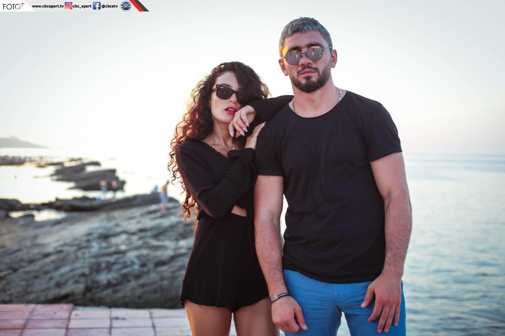 Dünya çempionunun tanınmış müğənni ilə açıq-saçıq GÖRÜNTÜLƏRİ yayıldı   - FOTO (VİDEO)